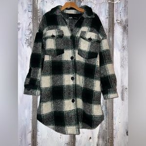 Zara Wool Button Front Green, Black, White Plaid Jacket Shacket XS NWOT